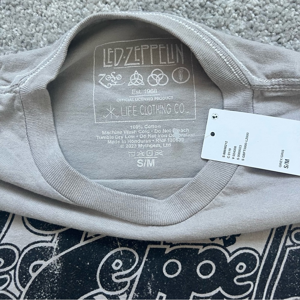 Urban Outfitters Beige Led Zeppelin Graphic Tee - Picture 4 of 4